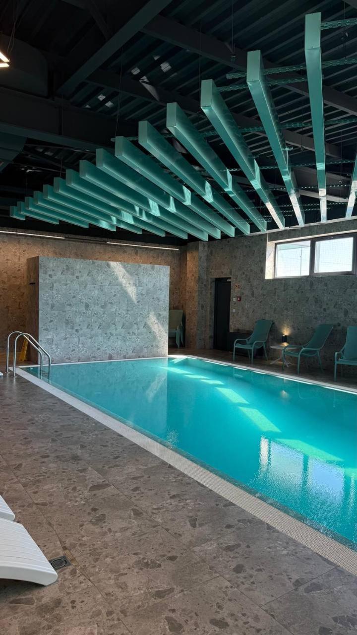 Al Mar Hotel Schaslyve Bagian luar foto