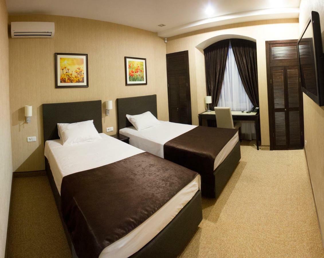 Al Mar Hotel Schaslyve Bagian luar foto